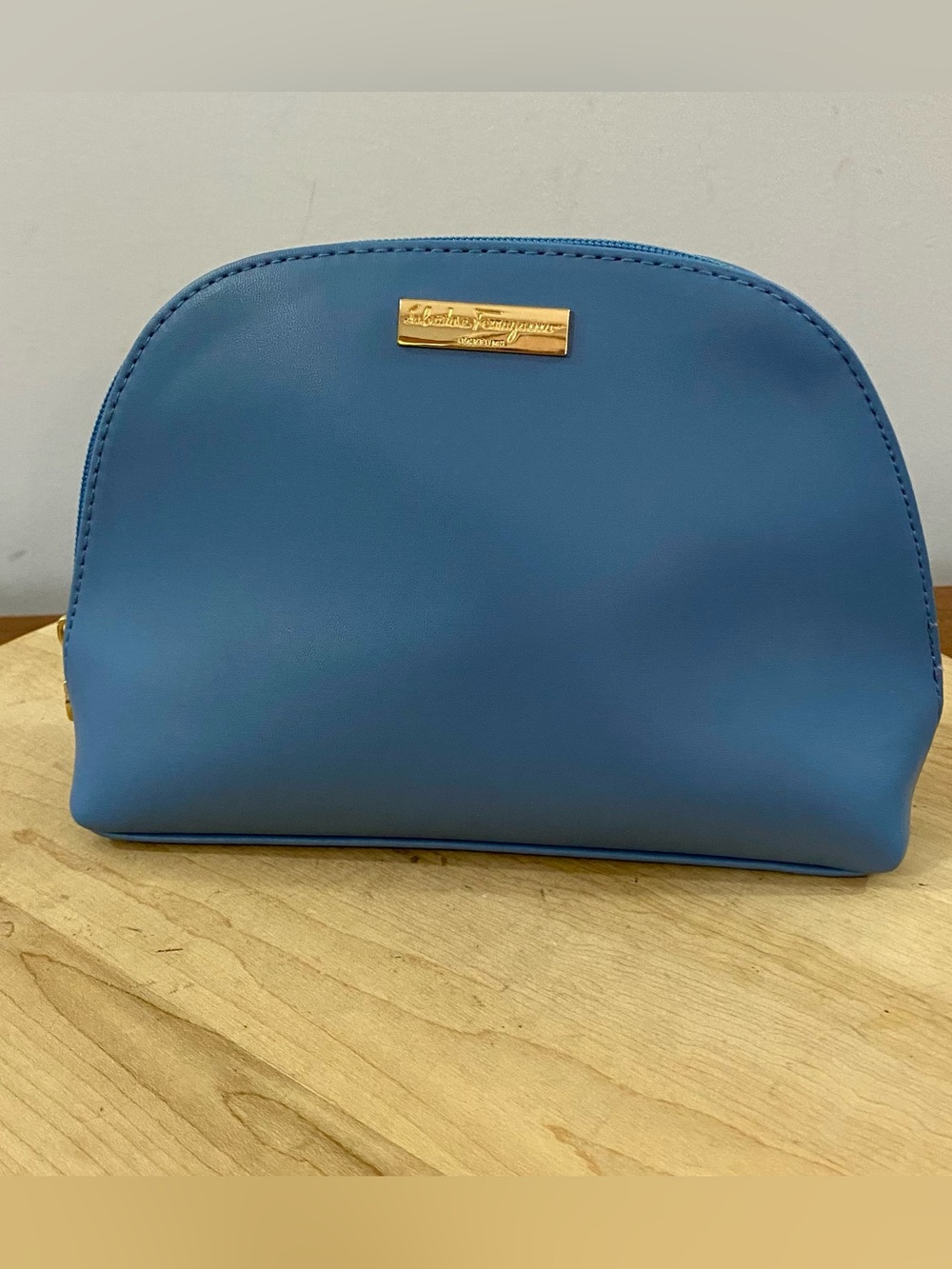 Salvatore Ferragamo Parfums Turkish Airlines Class Amenity Kit Blue Pouch Travel